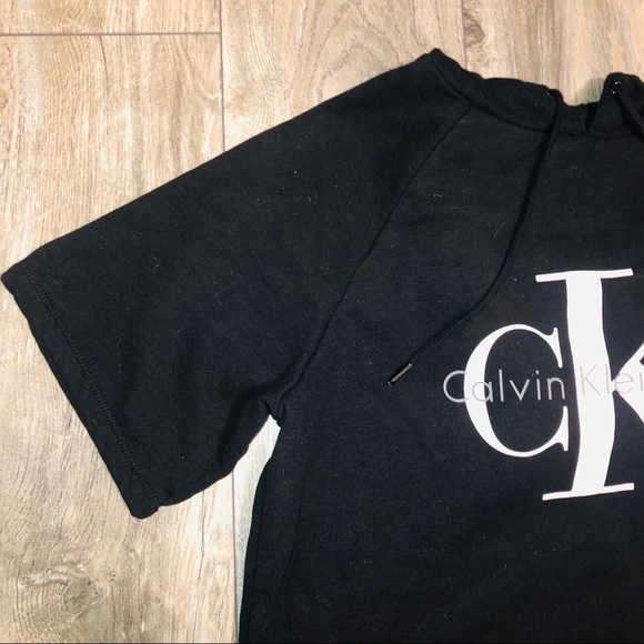 COPY - Calvin Klein Jeans Short Sleeve Sweatshirt/Hoodie - Picture 5 of 12